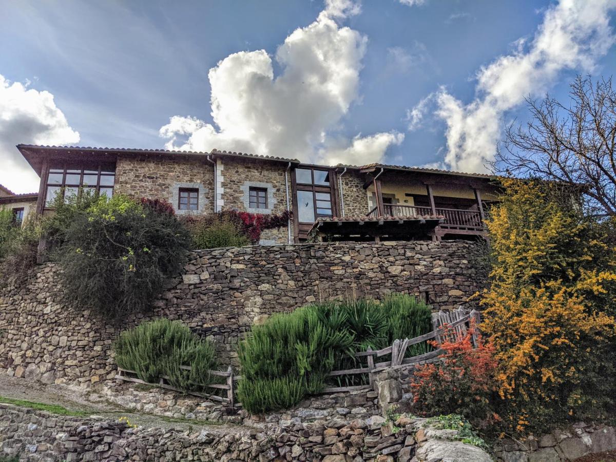 Olmares Terrace Apartment - Picos De Europa Lomena Luaran gambar